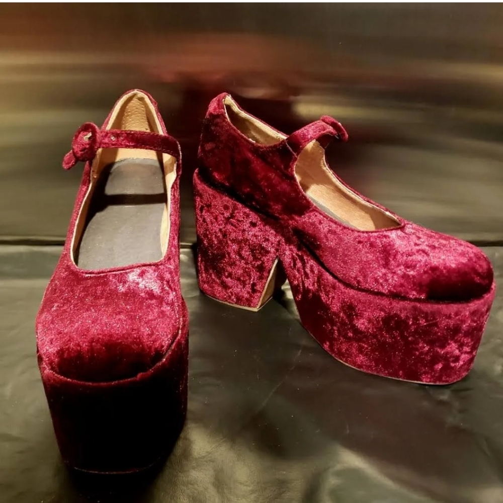 Jeffrey campbell Naya Velvet platform MJ 10 M